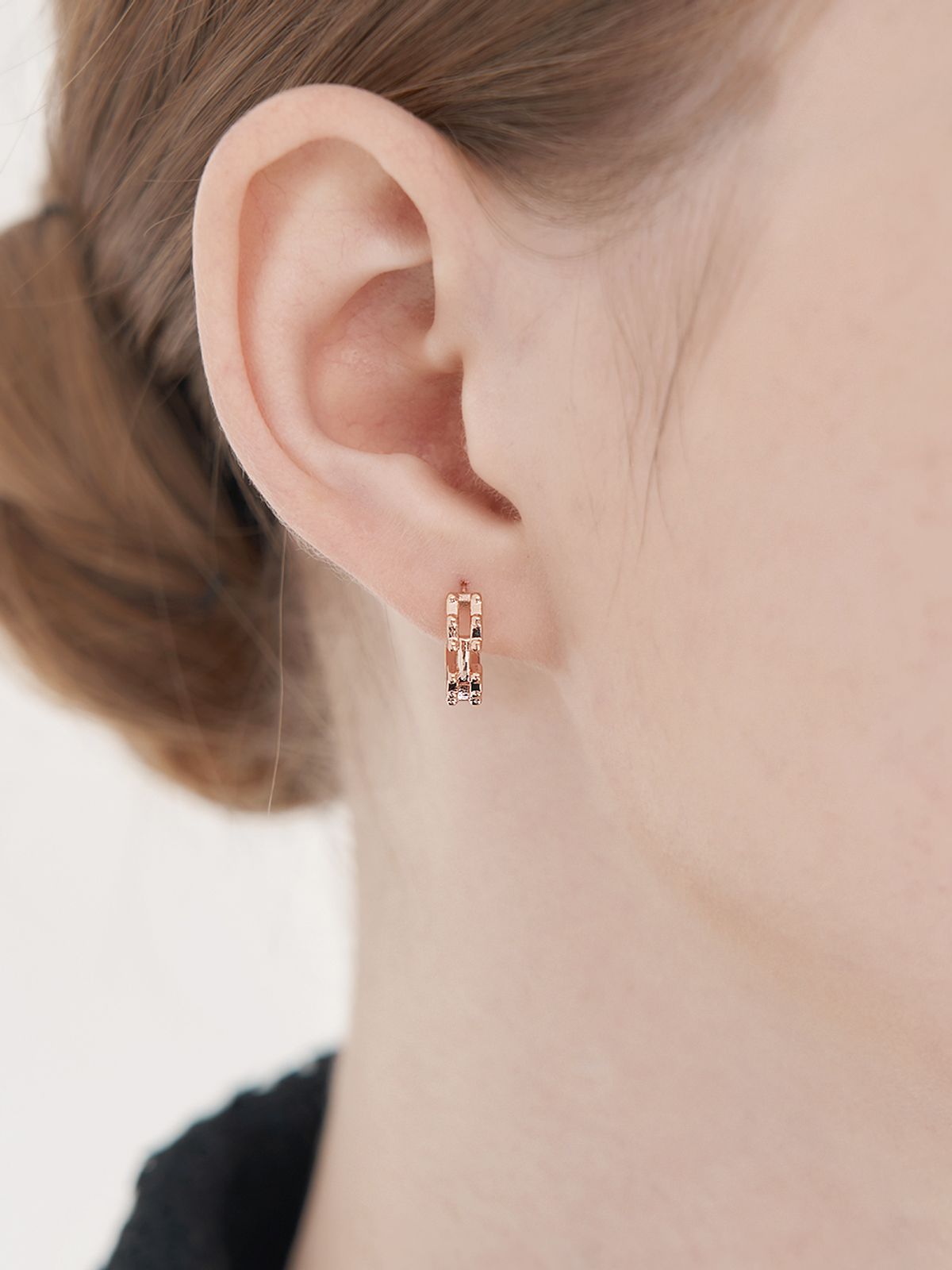 엘르주얼리(ELLEJEWELRY) 14K Goldpin 심플 투 스퀘어 원터치 귀걸이 ELGPEE553