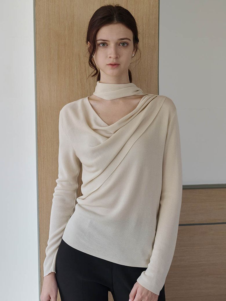 Lautre Claire Beige Tied knit pullover