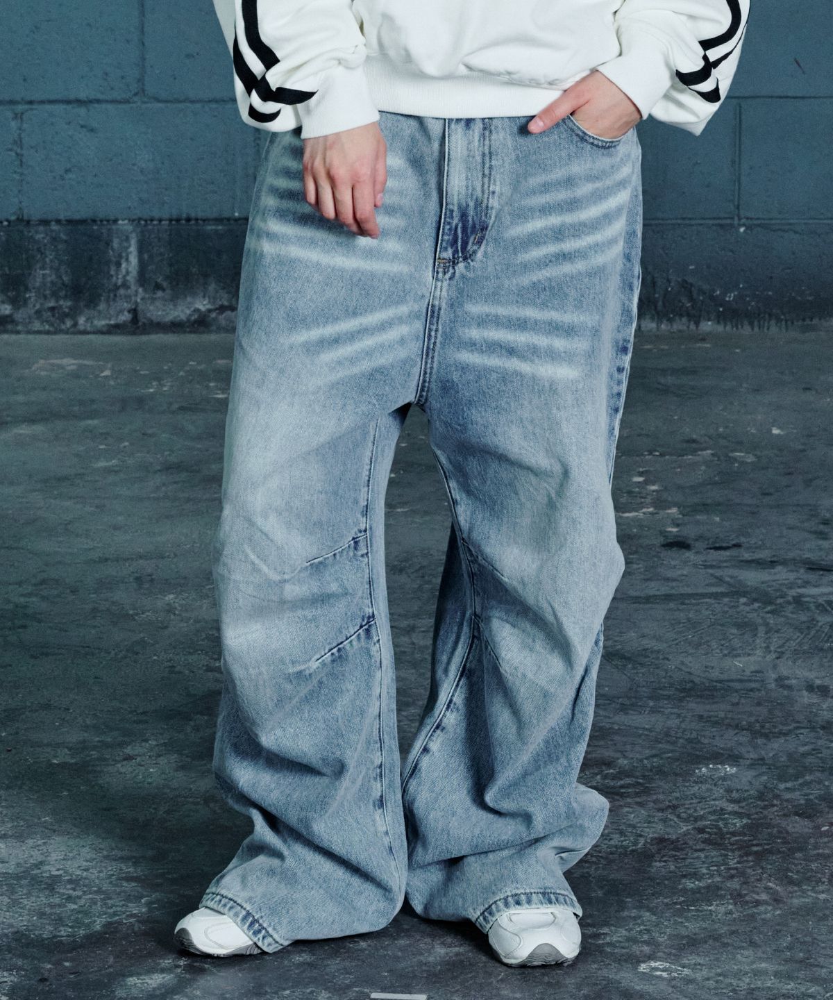 노드(NOD) Glen Wide Baggy Denim pants (Light blue)