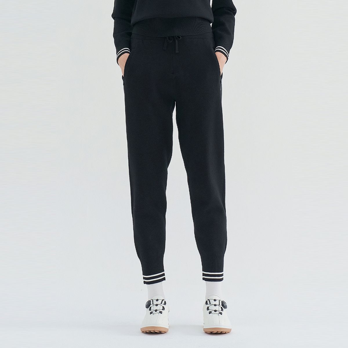 테일러메이드 어패럴(TAYLORMADE APPAREL) 여성 니트 조거 팬츠 TPN-73HG22-199