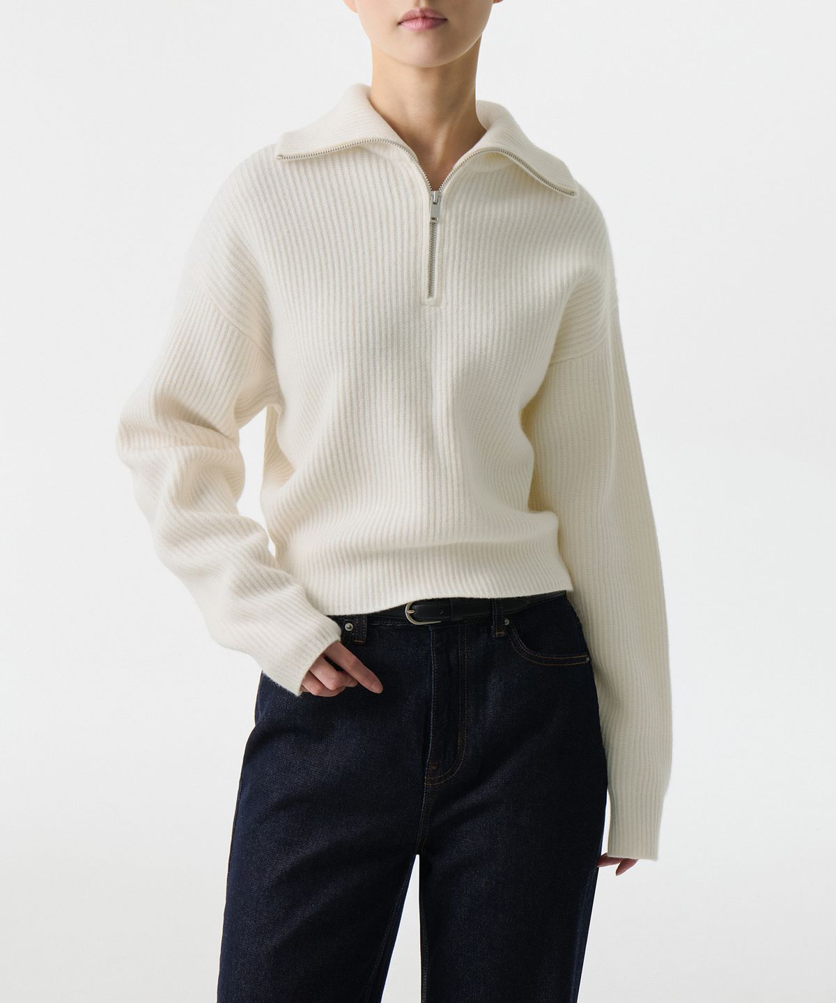 무신사 스탠다드 우먼(MUSINSA STANDARD WOMAN) 우먼즈 램스울 리브드 니트 하프 집업 [아이보리]