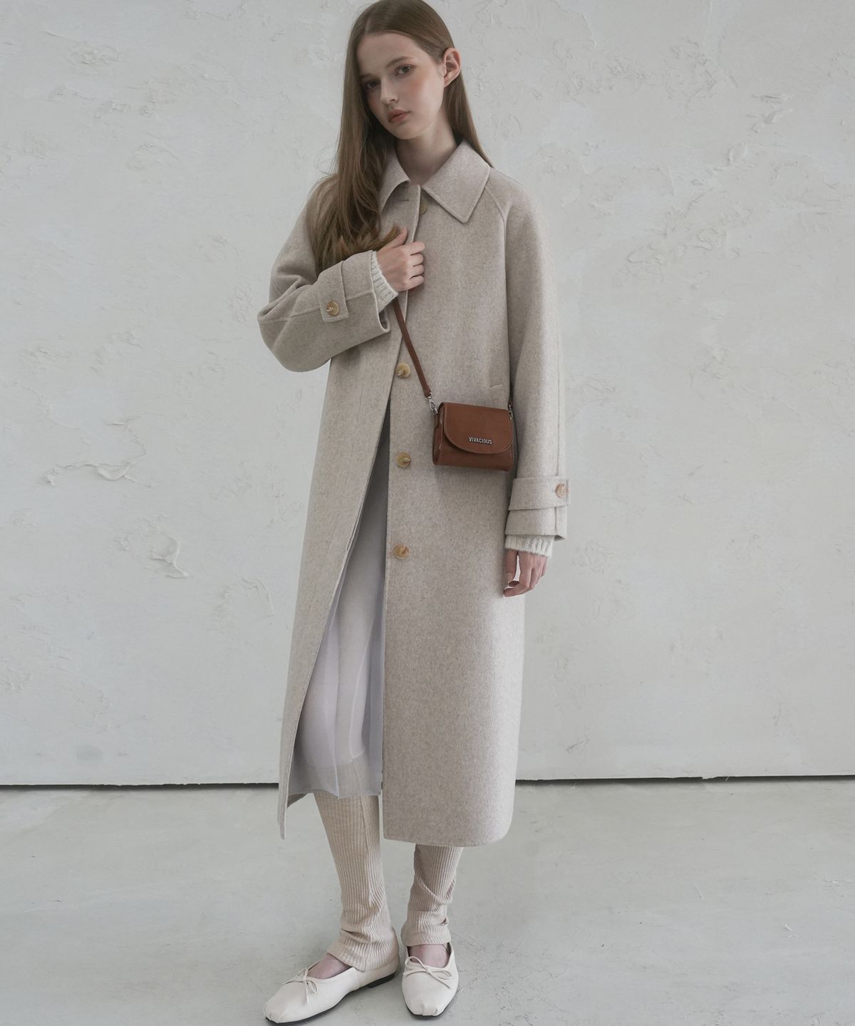 비바셔스(VIVACIOUS) Louvre Handmade Wool Coat OATMEAL