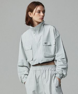 심볼 크롭 윈드 브레이커 라이트그레이