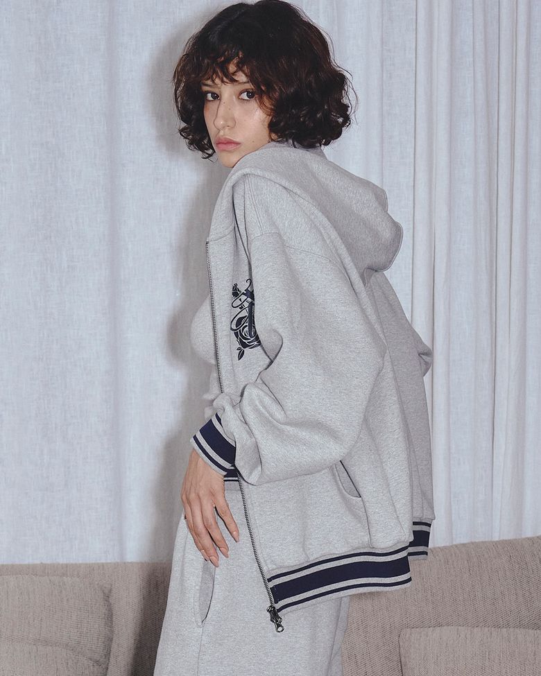 EMBLEM PRINTING HOOD ZIP-UP GRAY