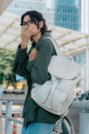 데이투데이 버클 백팩 데일리 캐주얼백 - 라이트크림