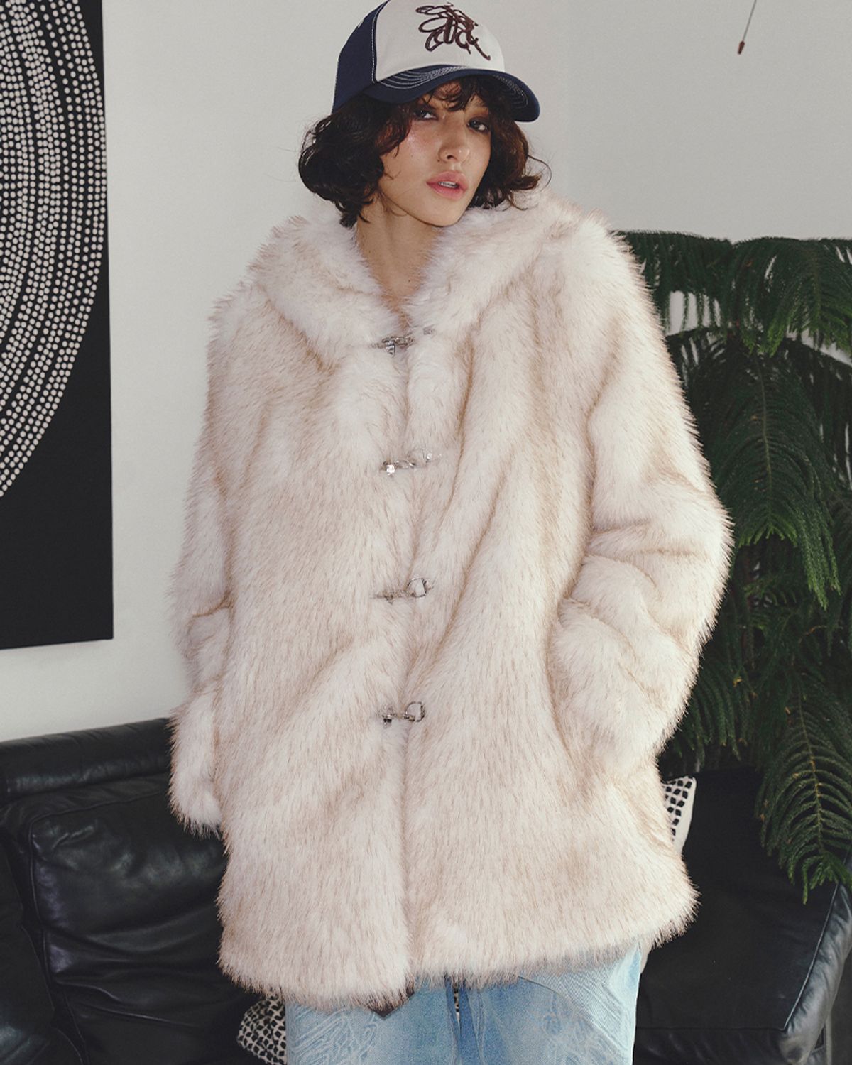 엔와이엑스엑스(NYXX) HOOD FUR COAT IVORY
