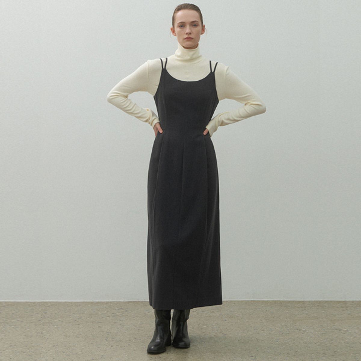 아틀리에 나인(ATELIER NAIN) ESSENTIAL WARM SLEEVELESS DRESS(OP-6244)