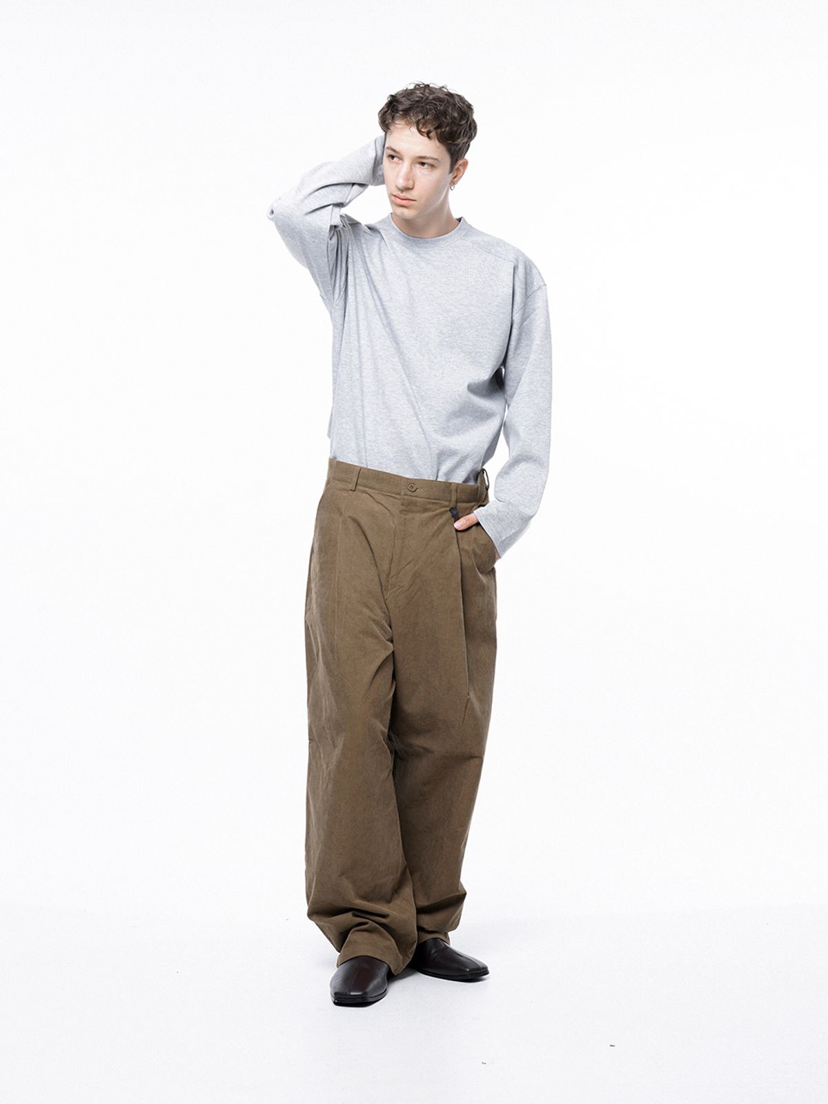 챈세스노이(CHANCE'S NOI) Corduroy One-tuck Wide Pants - Brown /M243PT01BR