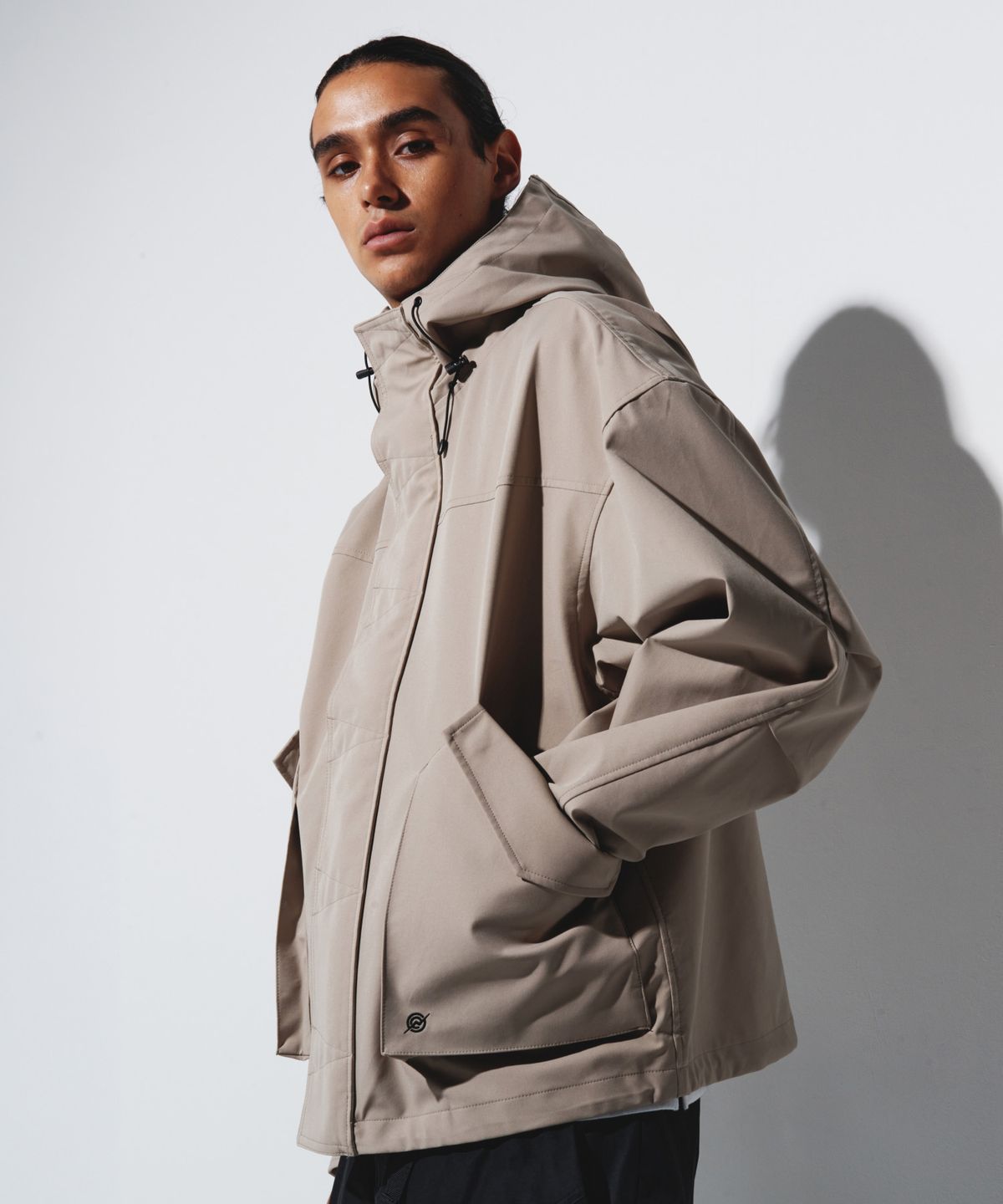 칼라파타르(KALAPATTHAR) 3 Layer Hard Shell Short-Jacket - BEIGE
