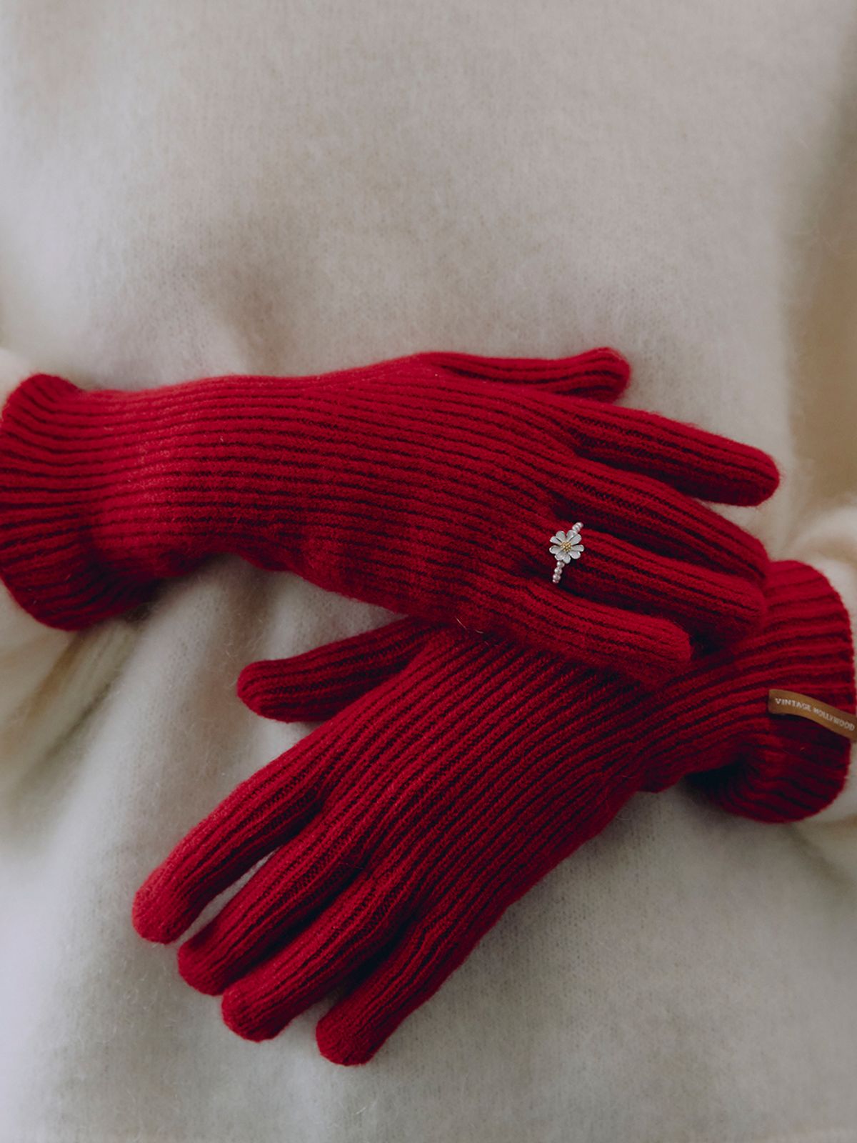 빈티지헐리우드(VINTAGE HOLLYWOOD) Daisy Pearl Gloves_VH259OAC501V