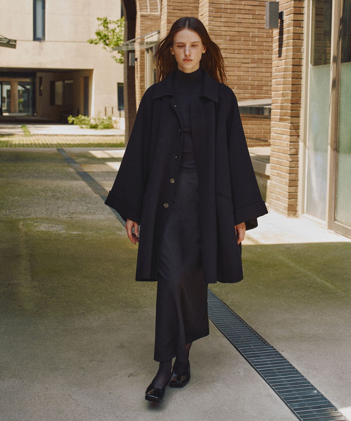 MUSINSA公式 | RIDIFI ドレープフレアウール100コート（ブラック）