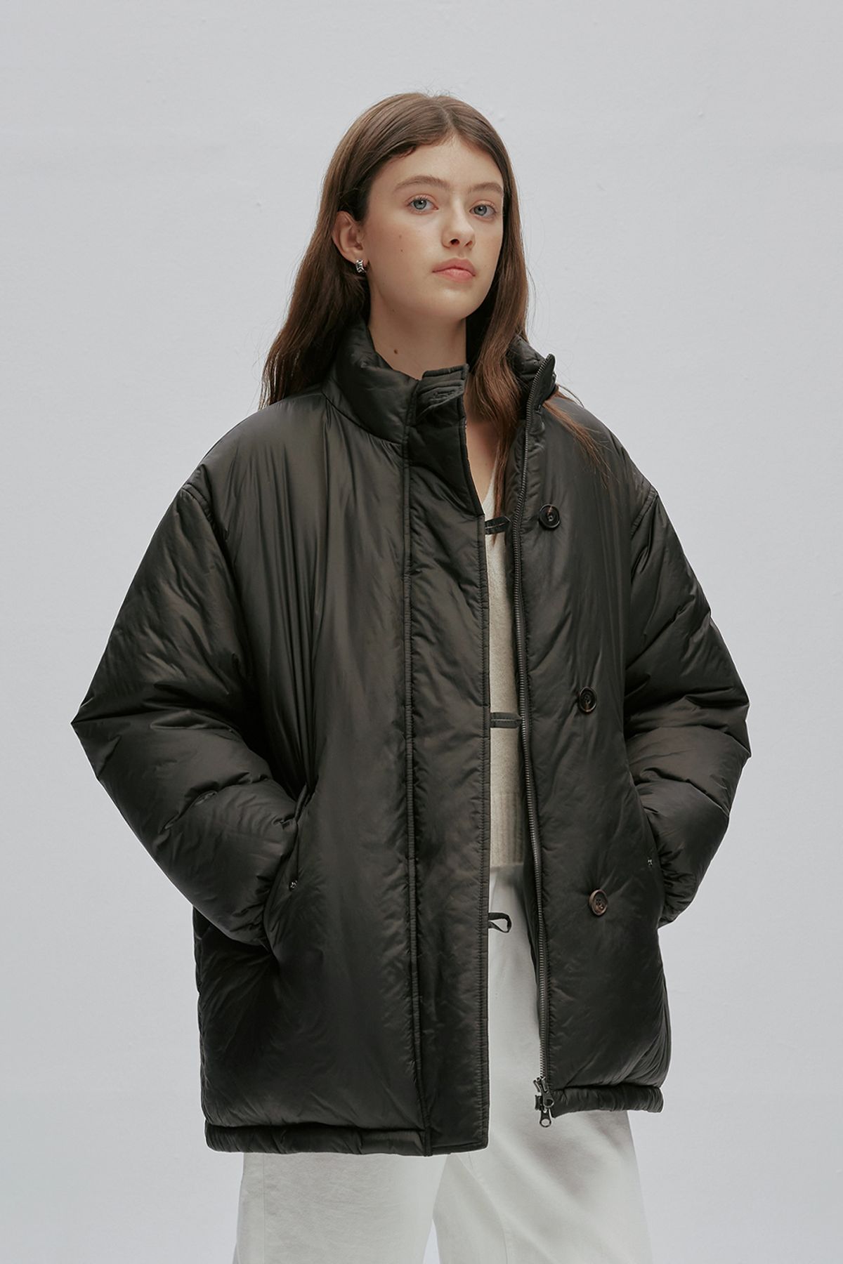애프터아워즈(AFTERHOURS) MID-LENGTH DOWN JACKET V2 (KHAKI-BLACK)