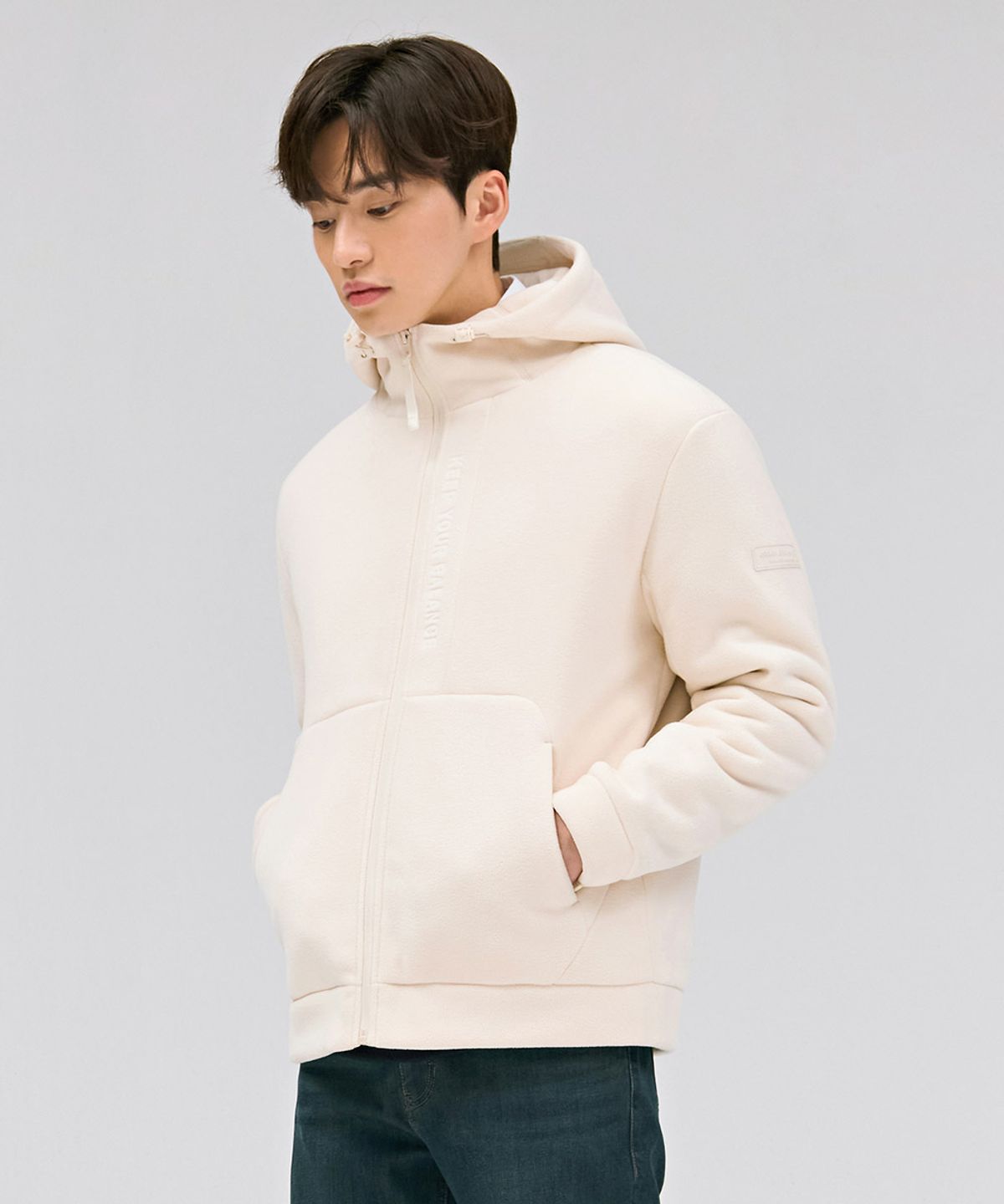 체이스컬트(CHASECULT) 공용 폴라폴리스 보아 본딩 후드집업-아이보리