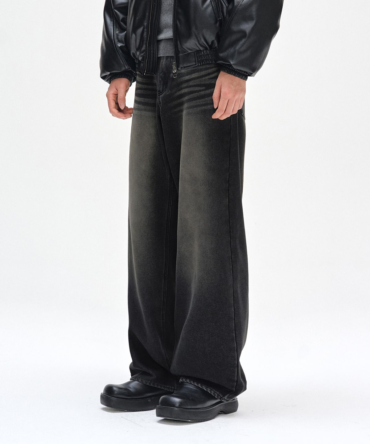 데케트(DECET) [기모본딩]Mid Rise Wide Jeans DCPT027WYLBlack