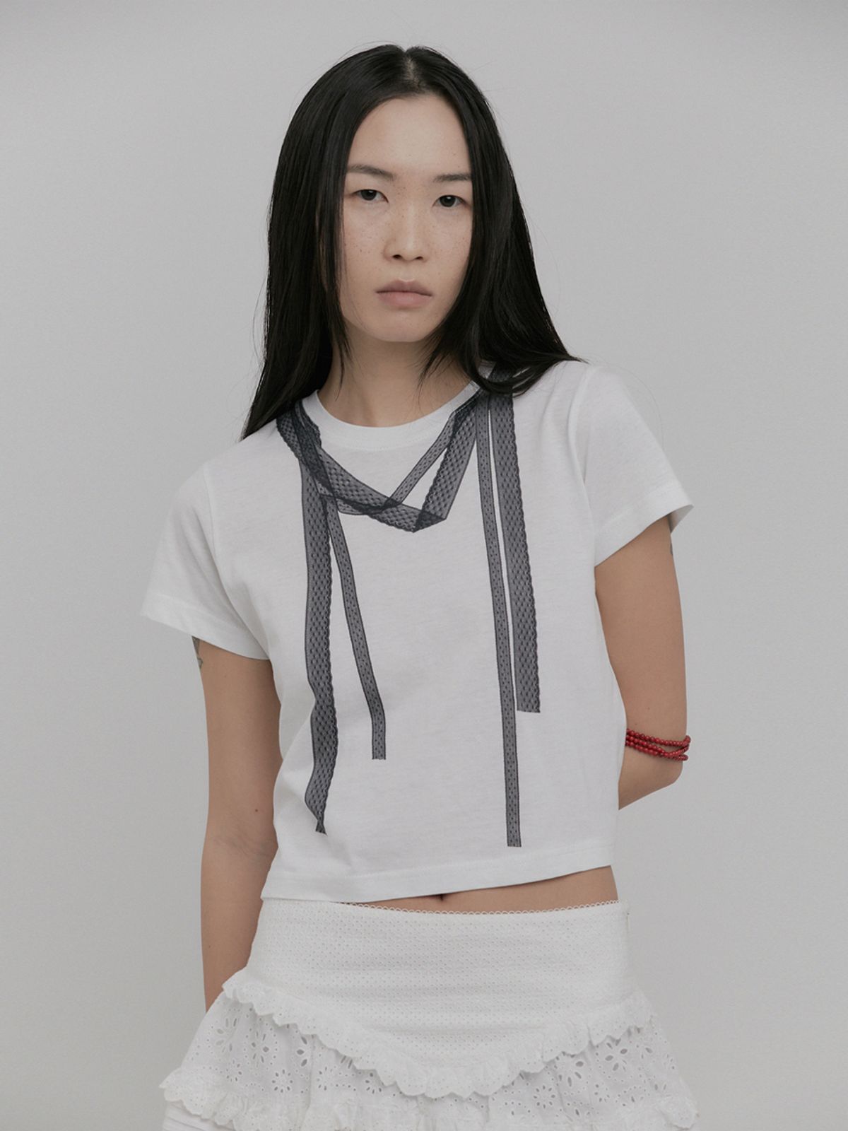 솔티페블(SALTY PEBBLE) LACE SCARF PRINTING TOP [WHITE]