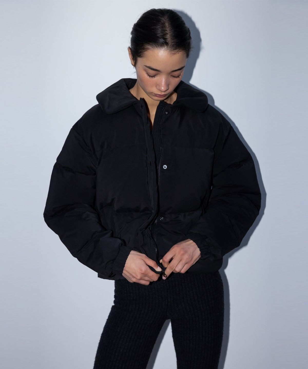 수수무(SUSUMU) MUMU DOWN COAT - black