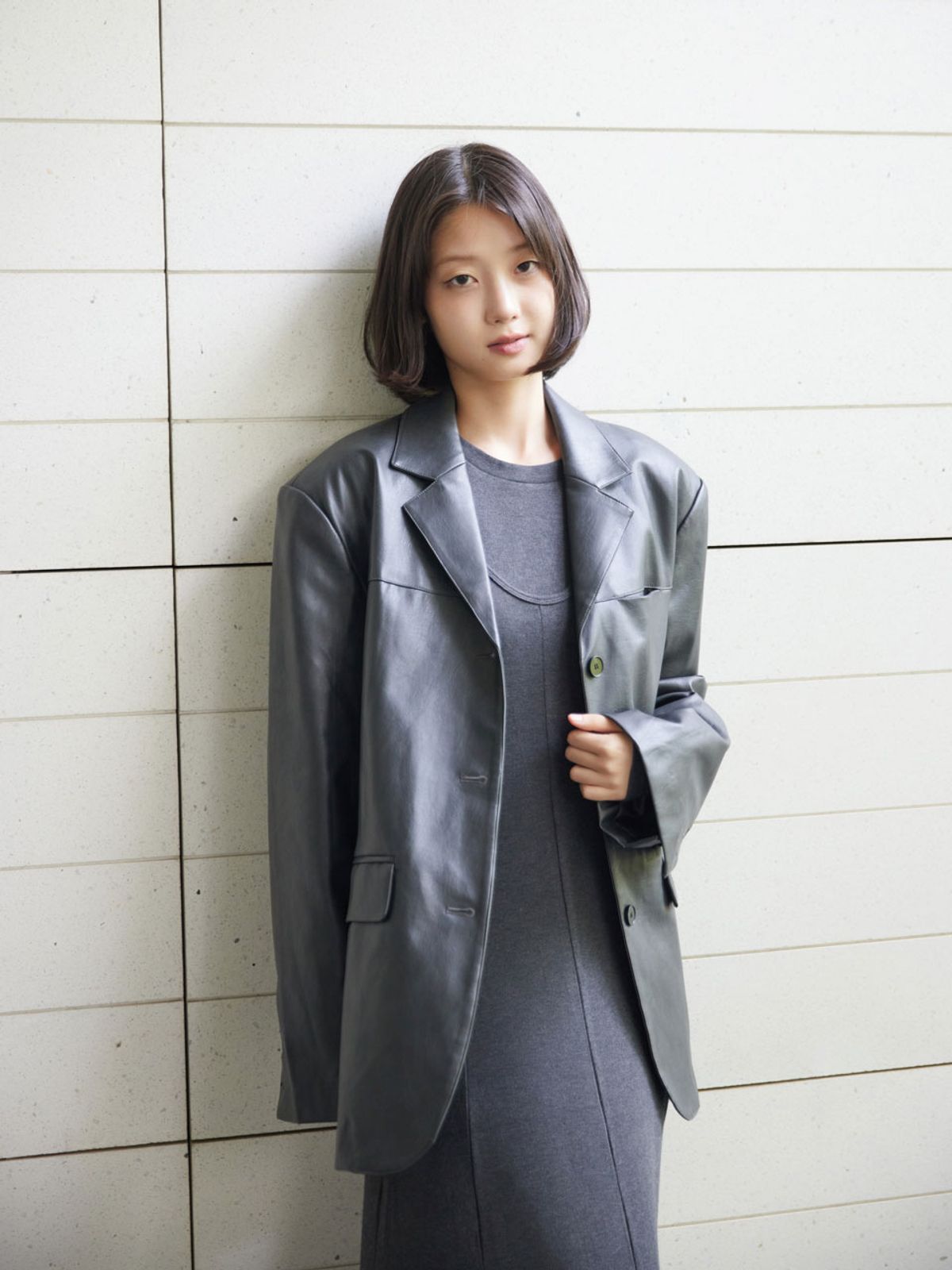 아이홀릭 캐시미어(AYIHOLIC CASHMERE) 페이크레더 테일러 자켓
