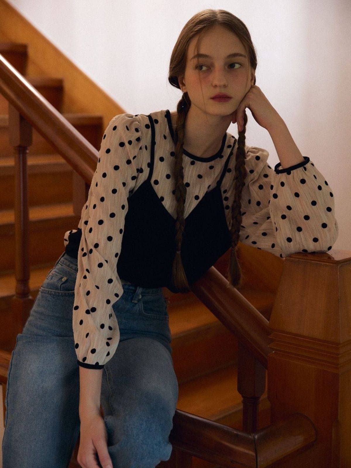 패브릭서울(FABRICSEOUL) dot bustier puff blouse_beige