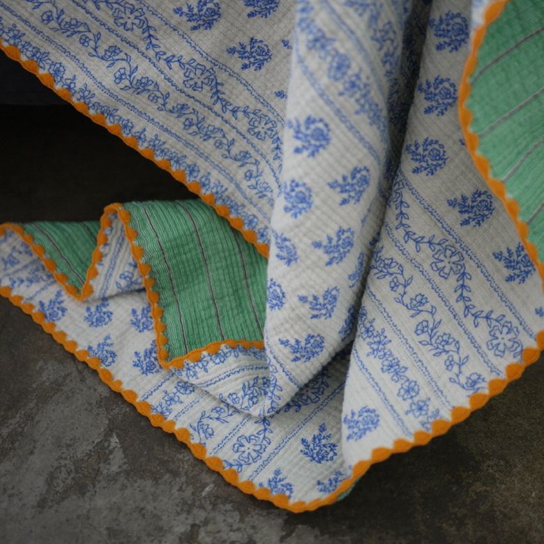 triple cotton blanket (blue flower + green stripe )