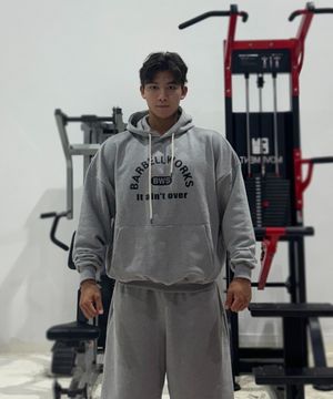 아치 로고 후드티