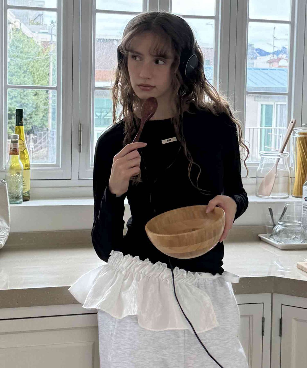 딜라이디(DELIDI) Plume apron (white)