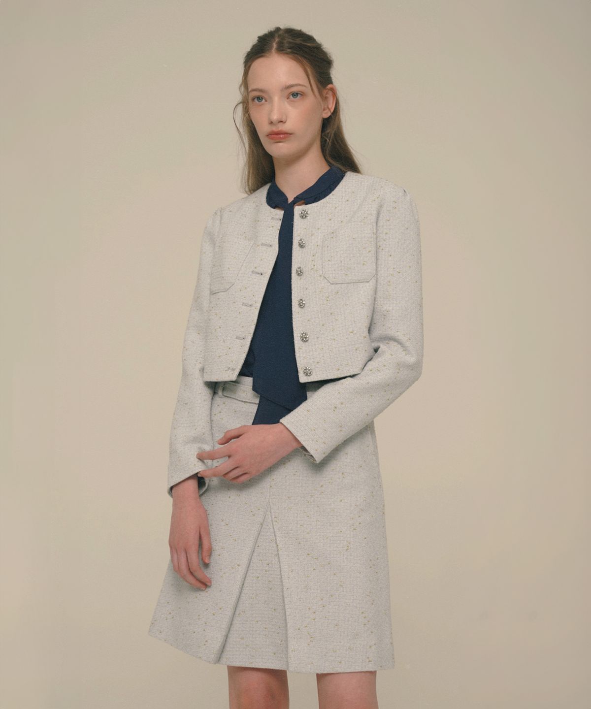 아이스가든에이오공팔(ICE GARDEN A.508) Crystal-Buttons Cropped Tweed Jacket_Quiet Gray