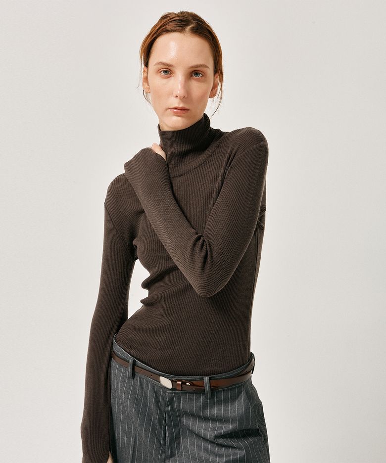 W Irene soft touch turtleneck brown