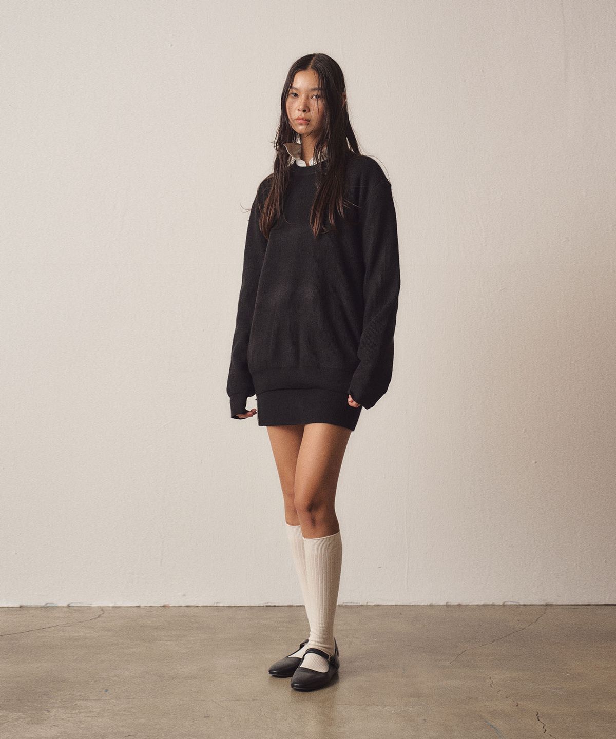 이지오 우먼(EZIO WOMEN) W Soft Filling Round Knit_Black