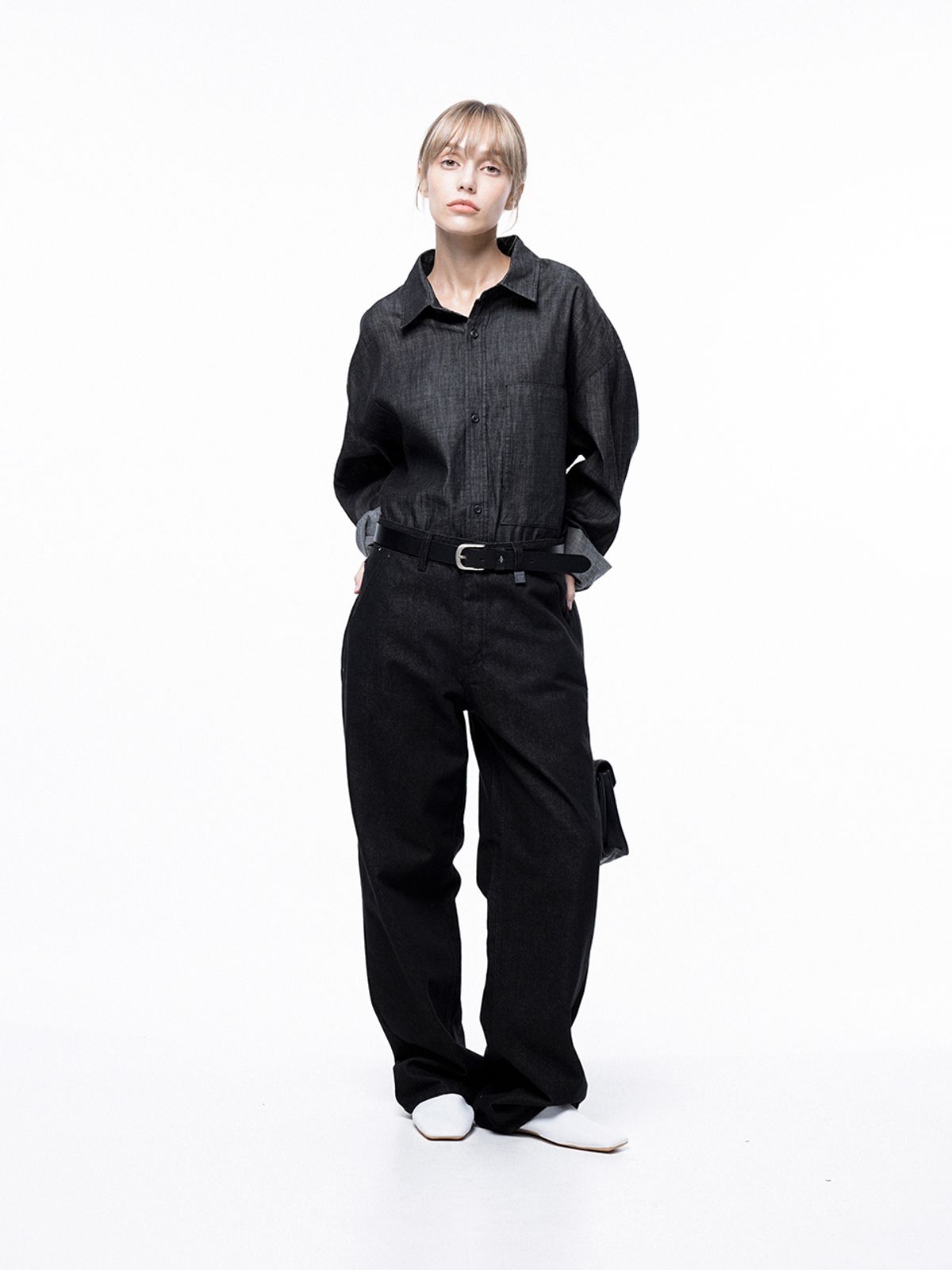 챈세스노이(CHANCE'S NOI) Non-faded Standard Denim - Black Indigo /W243PT02BK