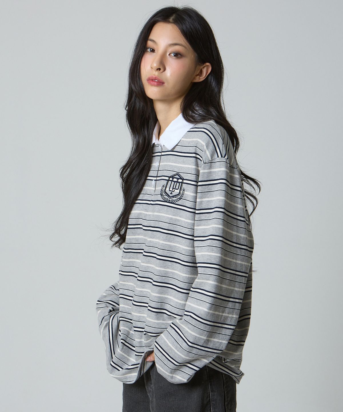 언노운 플라넷(UNKNOWN PLANET) 아이비 스트라이프 럭비 카라 셔츠 그레이