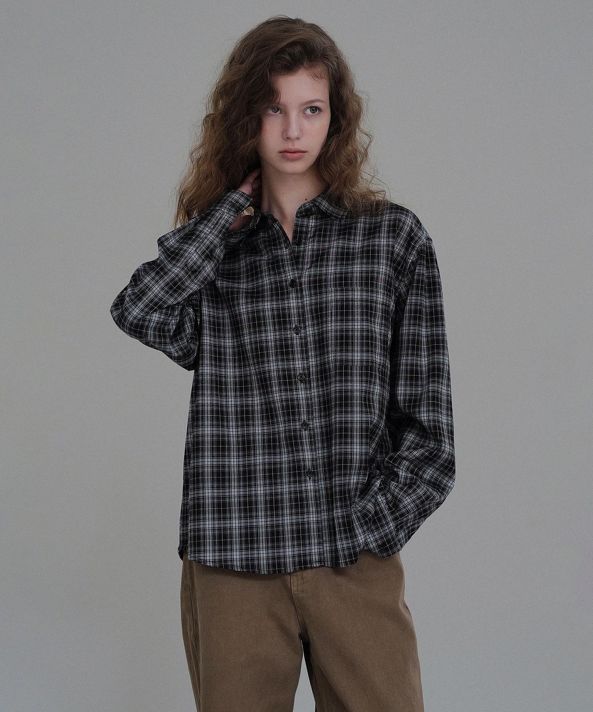앤니즈(ANDNEEDS) Robin check shirt (black)