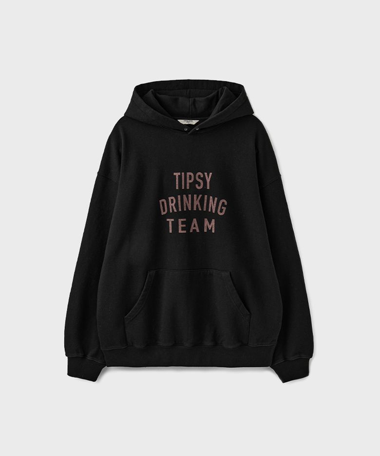 TIPSY DRINKING TEAM HOODY [BLACK]
