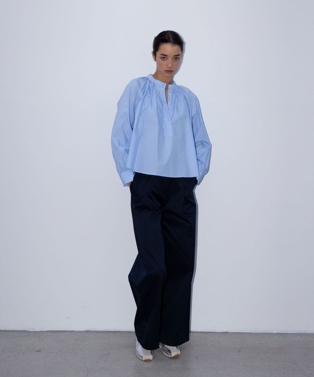 수수무(SUSUMU) WIDE LEG CHINOS - navy