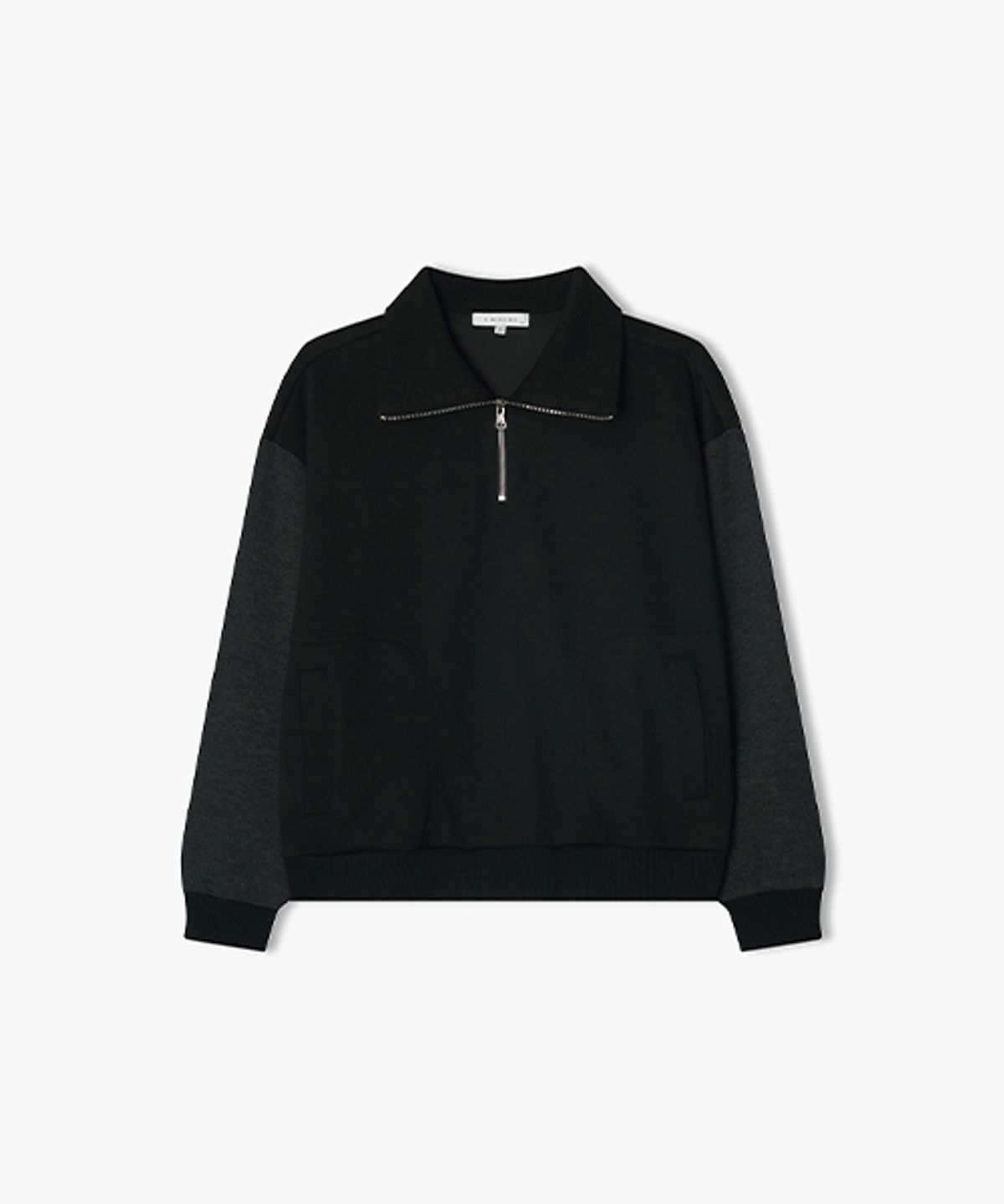 리버클래시(LIBERCLASSY) [24FW] LKW41451 블랙 스타디움 하프집업 티셔츠
