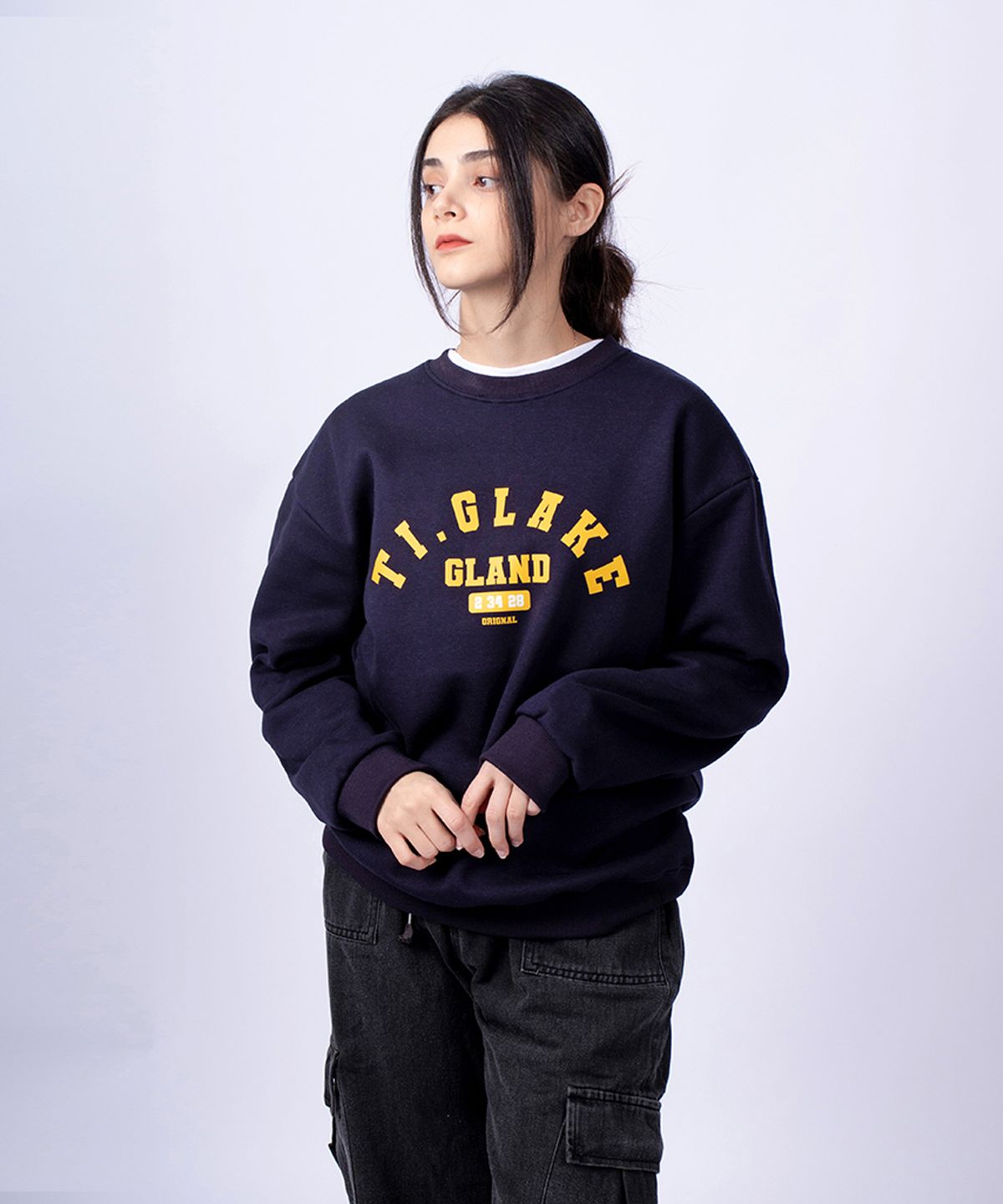 티글레이크(TI.GLAKE) 그랜드로고 오버핏 기모 맨투맨 티셔츠 네이비
