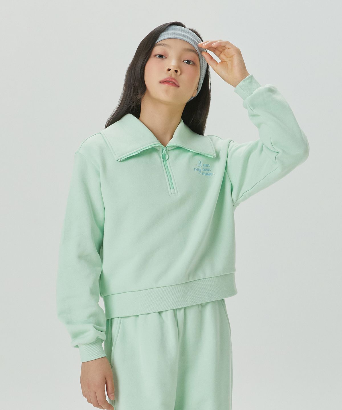 아이엠아이(IAMI) KK85372 주니어 뮤즈 웜 하프짚 맨투맨