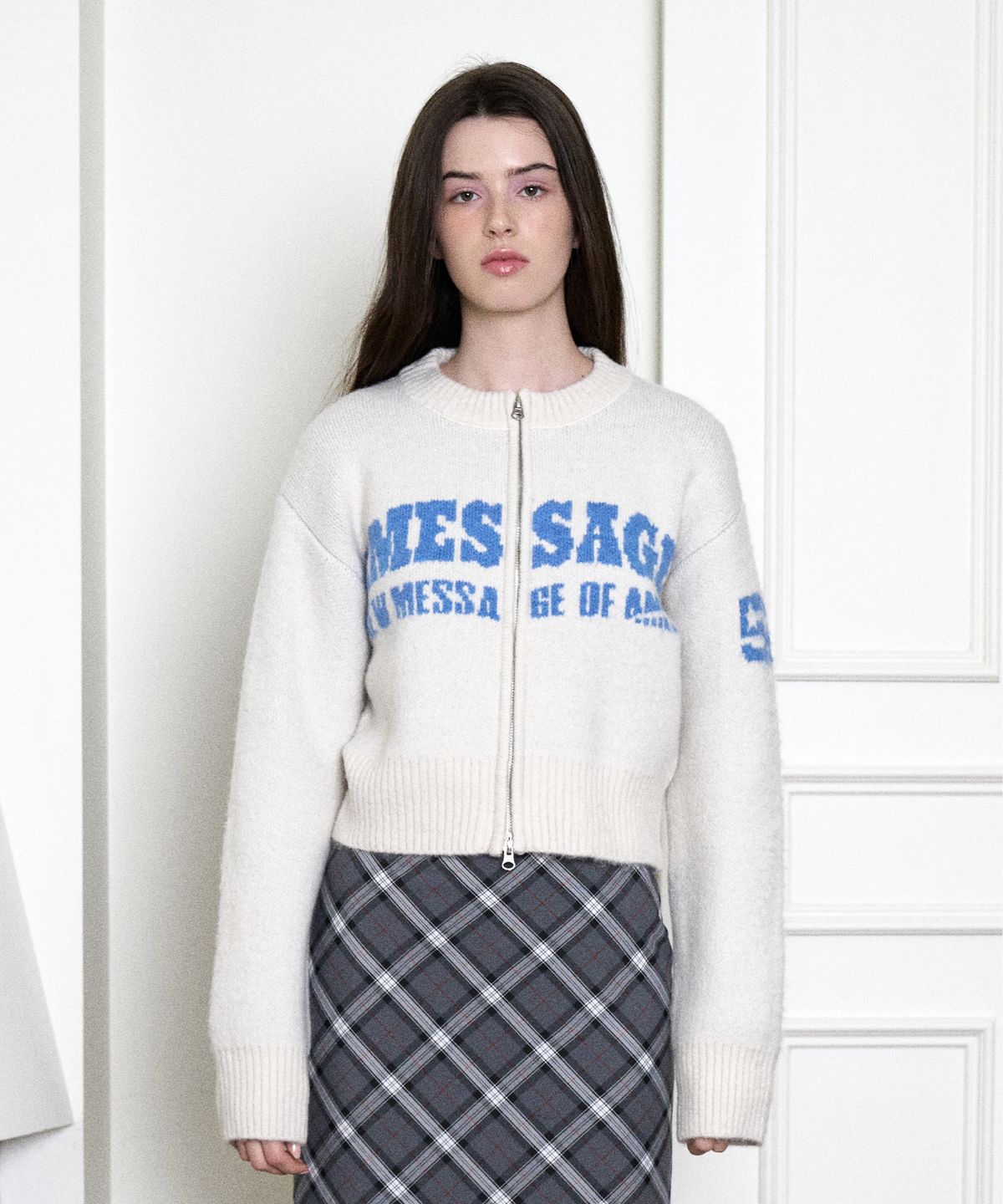 아메스 월드와이드(AMES-WORLDWIDE) TYPO KNIT ZIP-UP IVORY