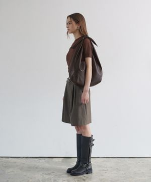 모나백 딥브라운