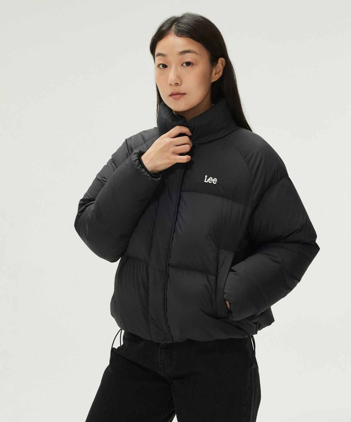 리(LEE) 우먼 래글런 숏 다운 블랙
