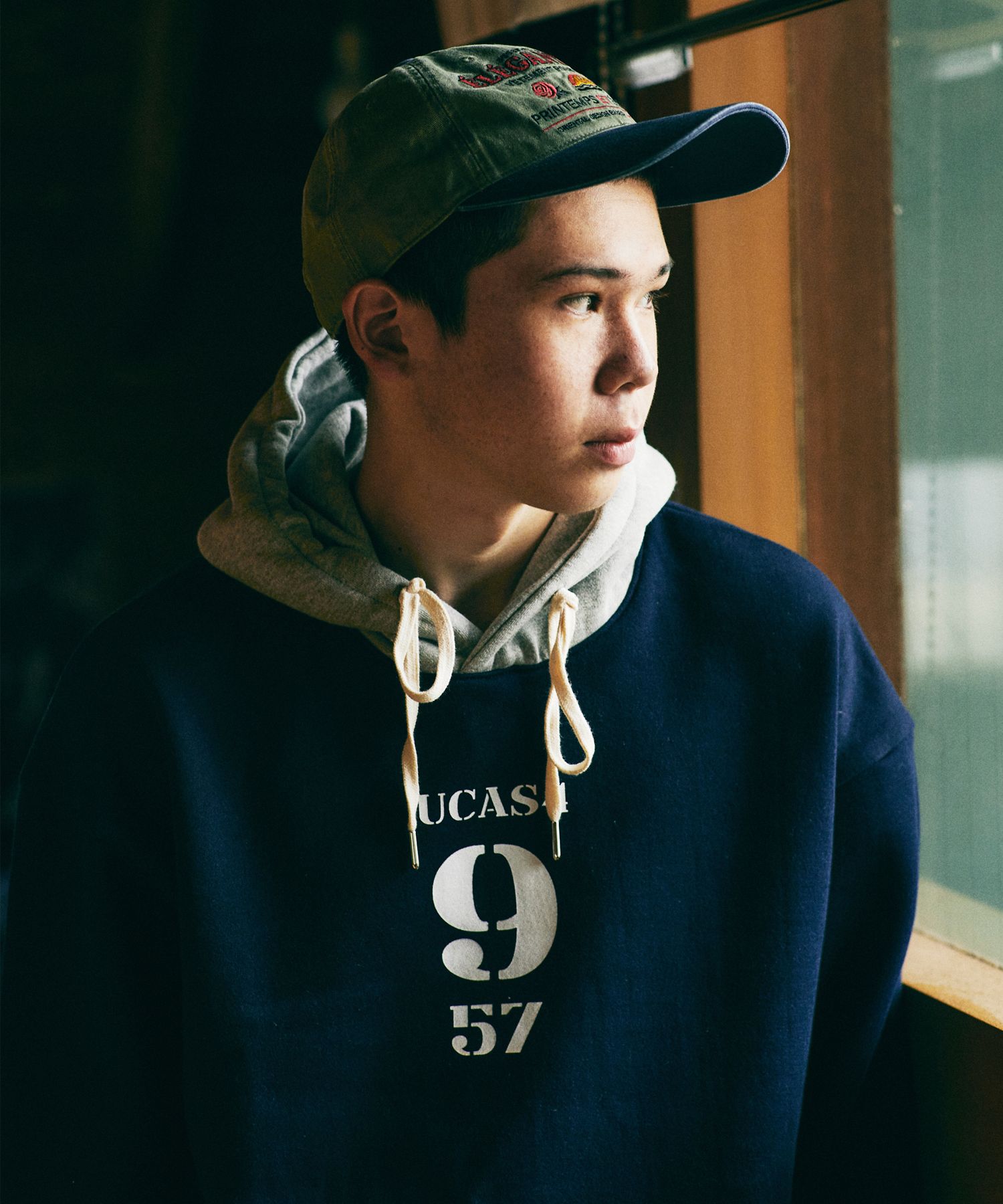 │CONICHIWA bonjour│ Saint Hood Navy CB23ASHNV MUSINSA | CONICHIWA BONJOUR US Tone Hood (Navy/Gray)