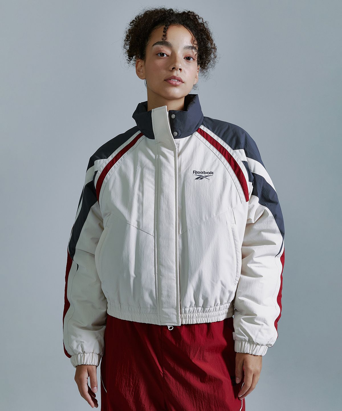 리복(REEBOK) 헤리티지 크롭 패딩 자켓(W) - 베이지