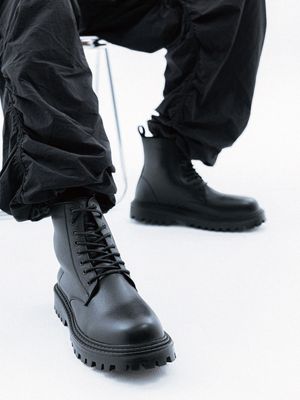 b2403 옐로스톤 코만도 베이직 워커