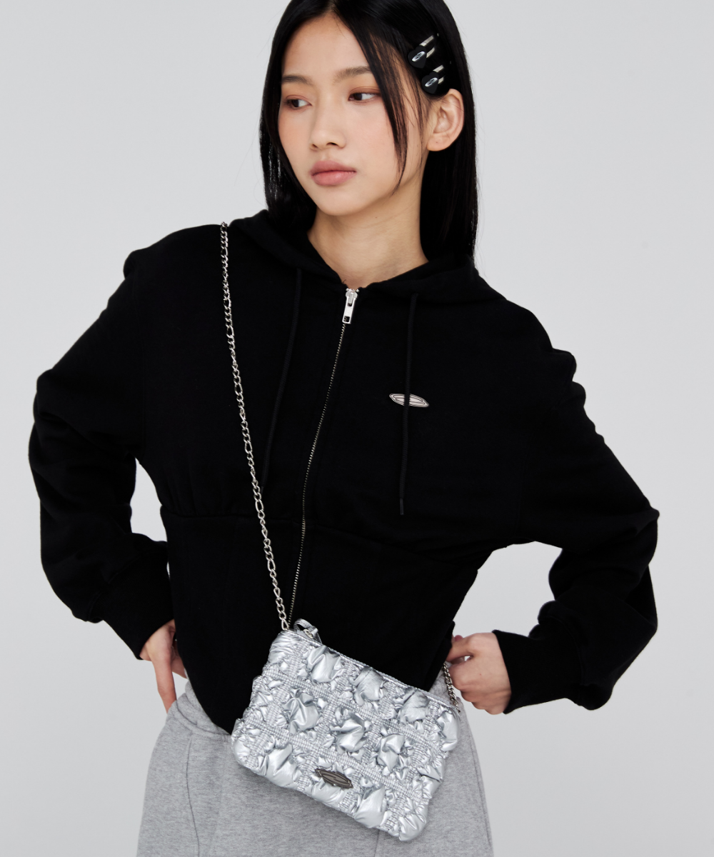 【OPENING PROJECT】24fw Glossy Quilting Pouch MUSINSA | OPENING PROJECT Glossy Quilting Pouch - Silver