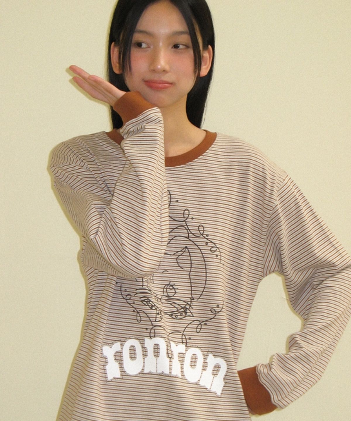 론론(RONRON) WESTERN CAT STRIPE LONG SLEEVE T SHIRT BROWN