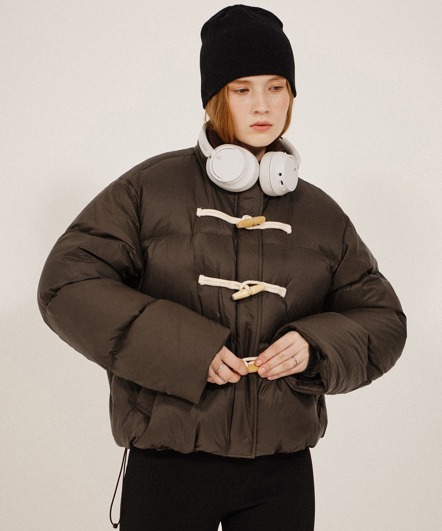 ダウンジャケット・コート KIIMUIR Women's RDS Duffel Short Down Brown KBDWWIH002BR MUSINSA | KIIMUIR (Women) RDS Duffle Short Down_Brown