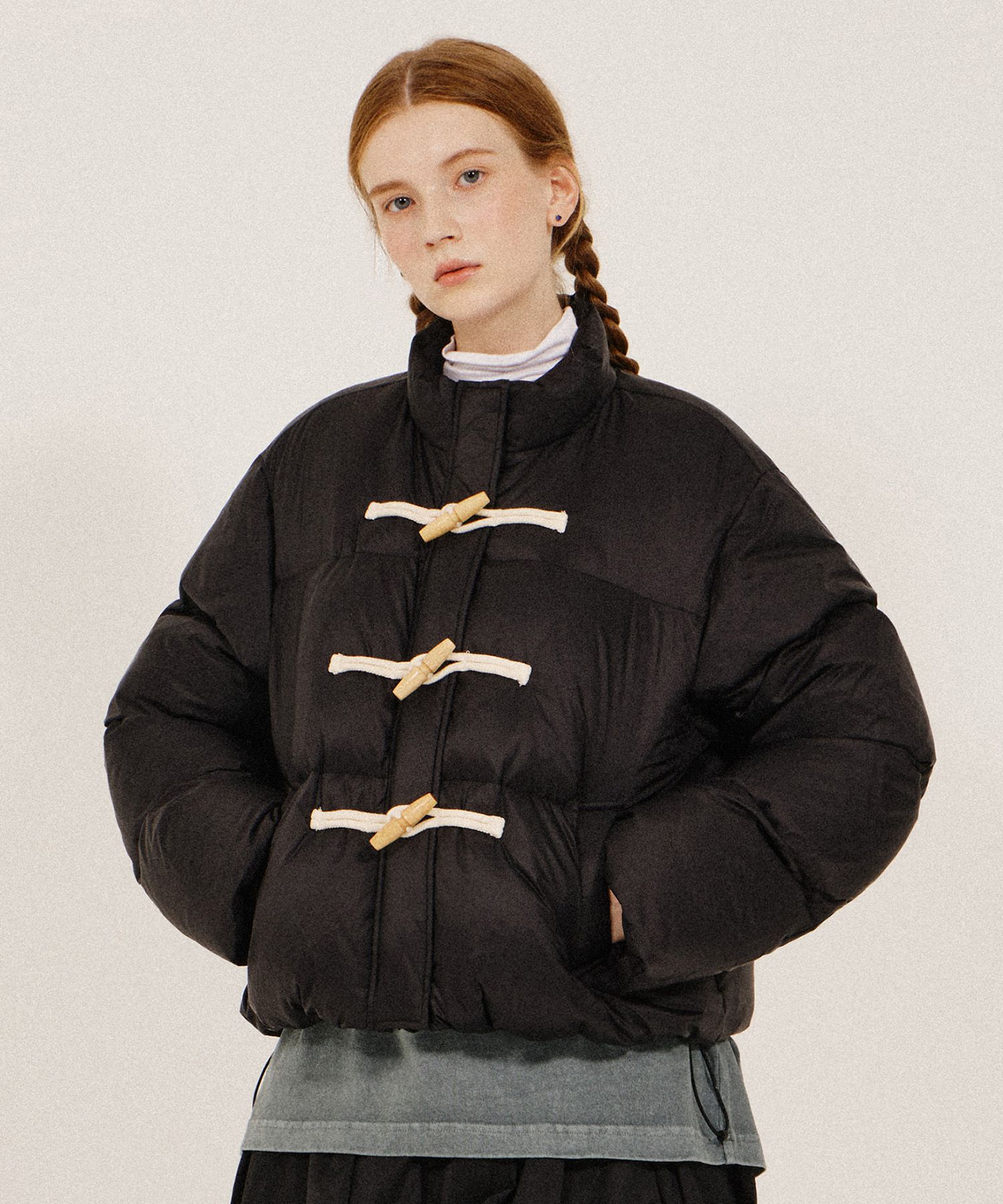 MUSINSA公式 | KIIMUIR (ウィメンズ) RDS ダッフルショートダウン_ブラック