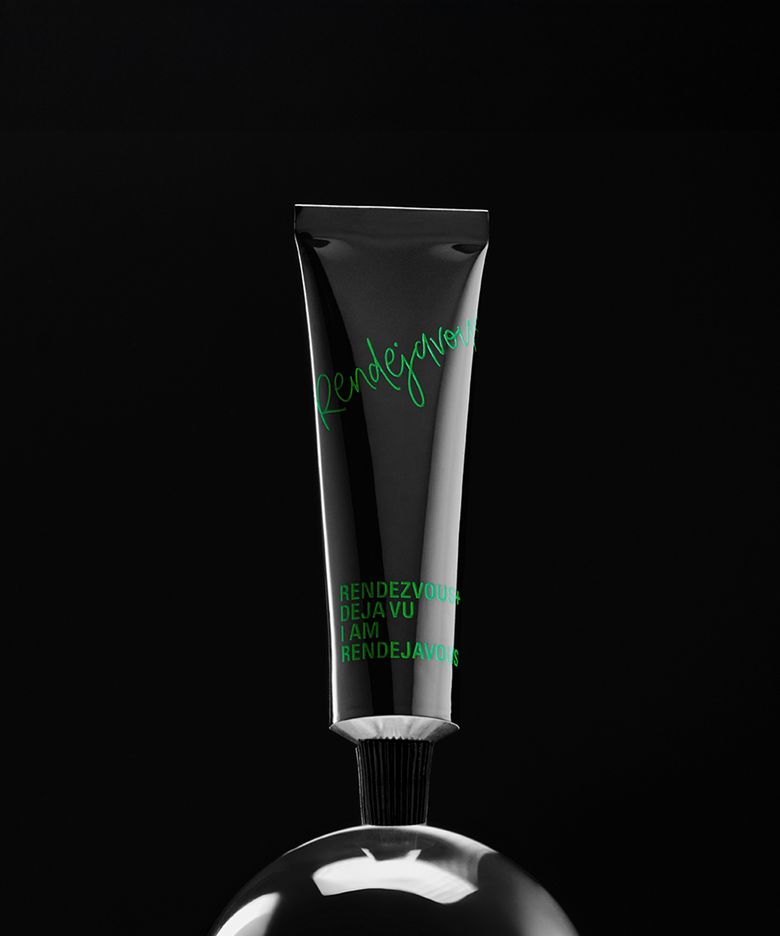 주름개선 포레드비자 퍼퓸 핸드크림 30ml