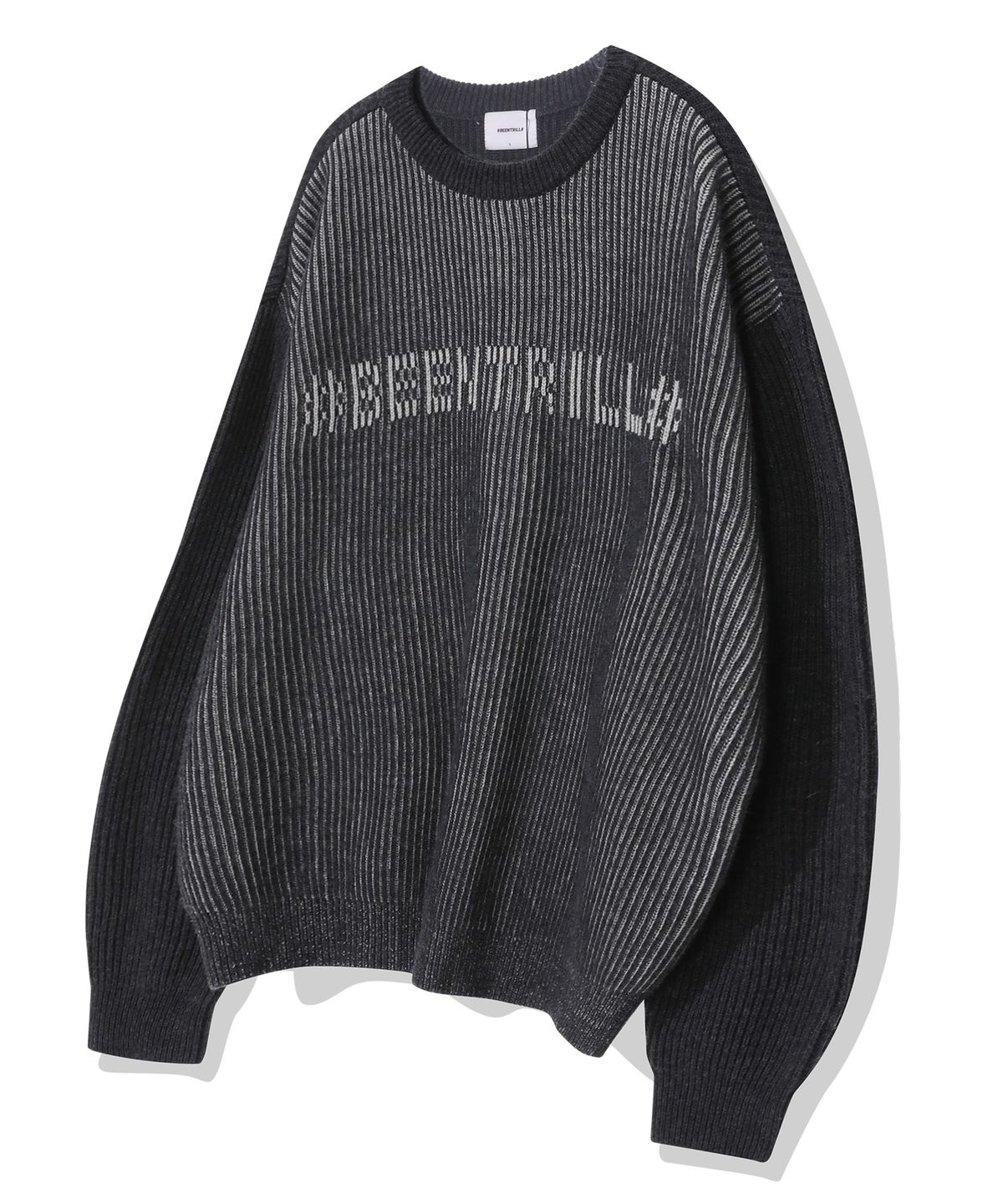 빈트릴(BEENTRILL) 자가드 로고 투톤 니트(차콜)