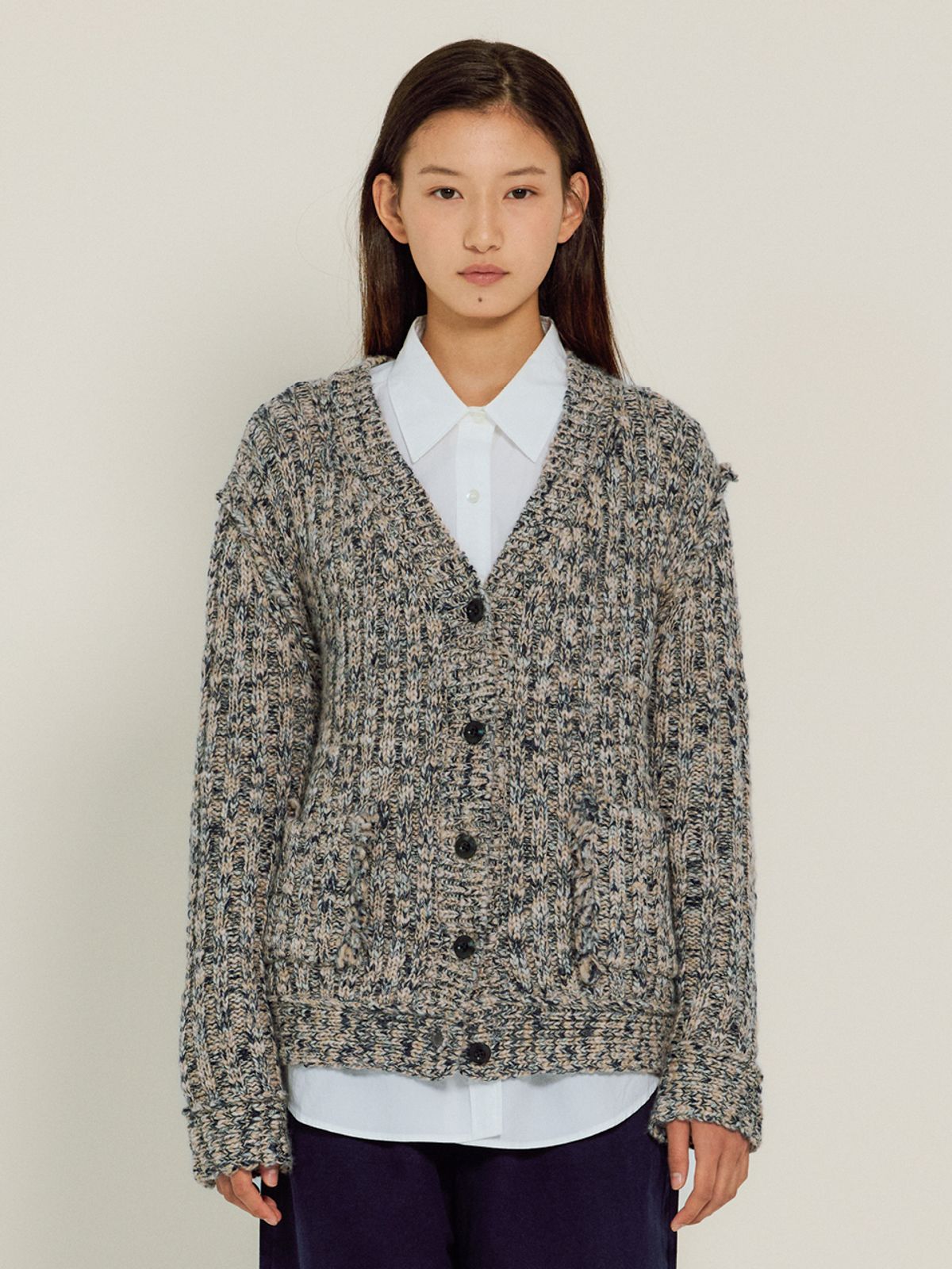시엔느(SIENNE) Jazz Fringe Cardigan (Charcoal)