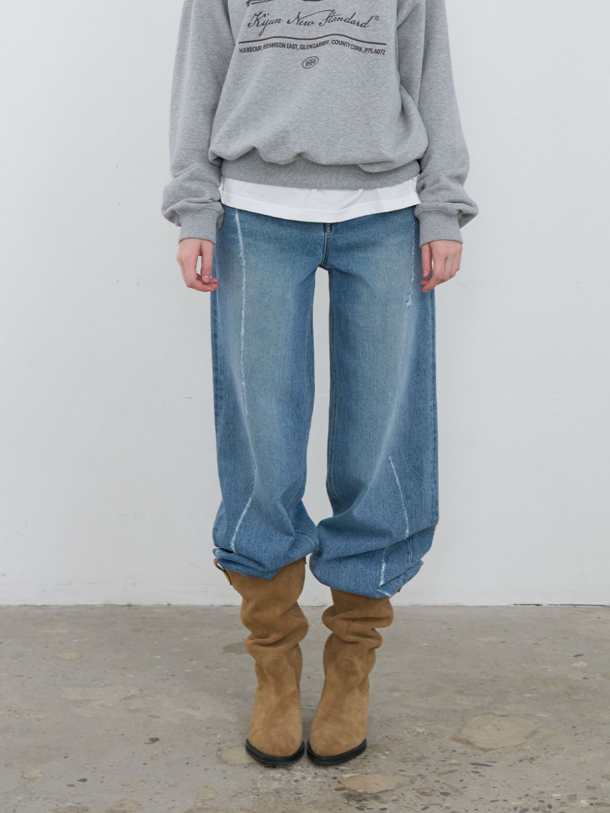 기준(KIJUN) Scratched Wide Jeans Blue